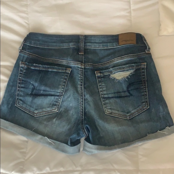 American Eagle Mid length shorts - Picture 2 of 4